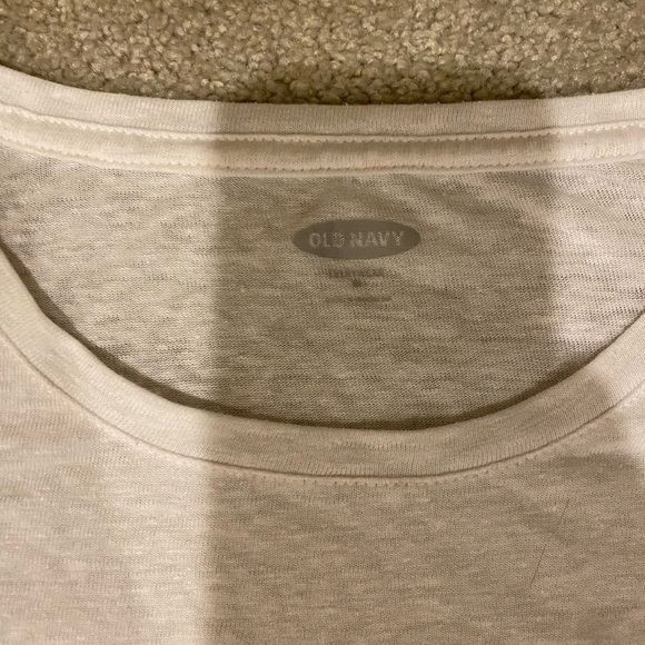 OLD navy fintastic tee - Picture 4 of 10